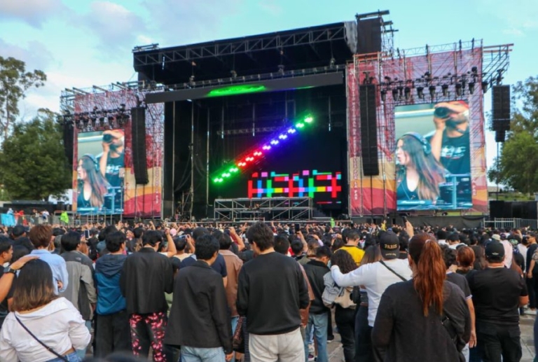 DJ Snake reúne a miles de poblanos en Festival Frecuencias
