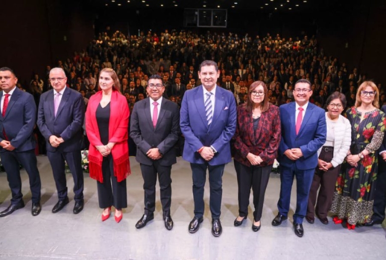 Formación jurídica y sensibilidad social, claves para fortalecer estado de derecho: Armenta Mier