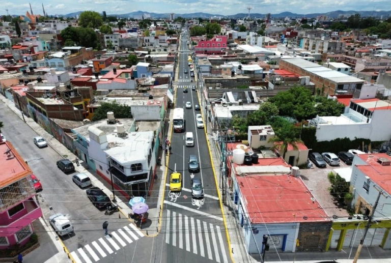 Mejora Pepe Chedraui vialidades con el Tren Capitalino de Pavimentación