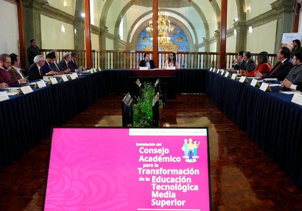 Instalan Consejo Académico para transformar la Educación Tecnológica Media Superior