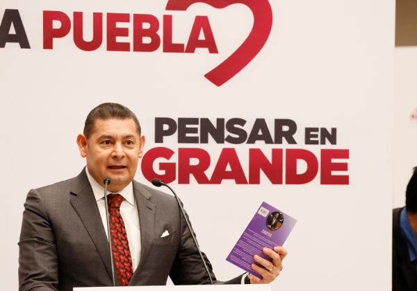 Lucha contra los edulcorantes, prioridad para la salud pública en Puebla: Alejandro Armenta