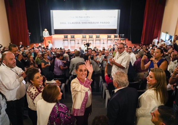 Seguiremos luchando para que trabajadores del Estado siempre sean orgullo de nuestro país: Claudia Sheinbaum