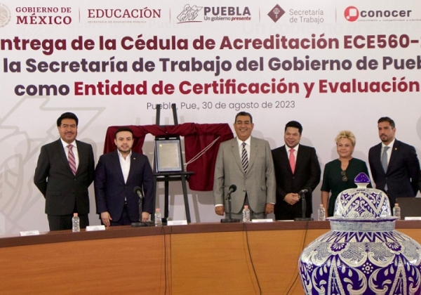 Genera gobierno estatal condiciones para que Puebla cuente con la mano de obra mejor calificada