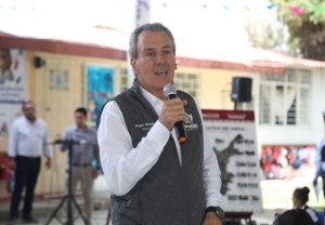 El alcalde Pepe Chedraui entrega infraestructura educativa para escuelas